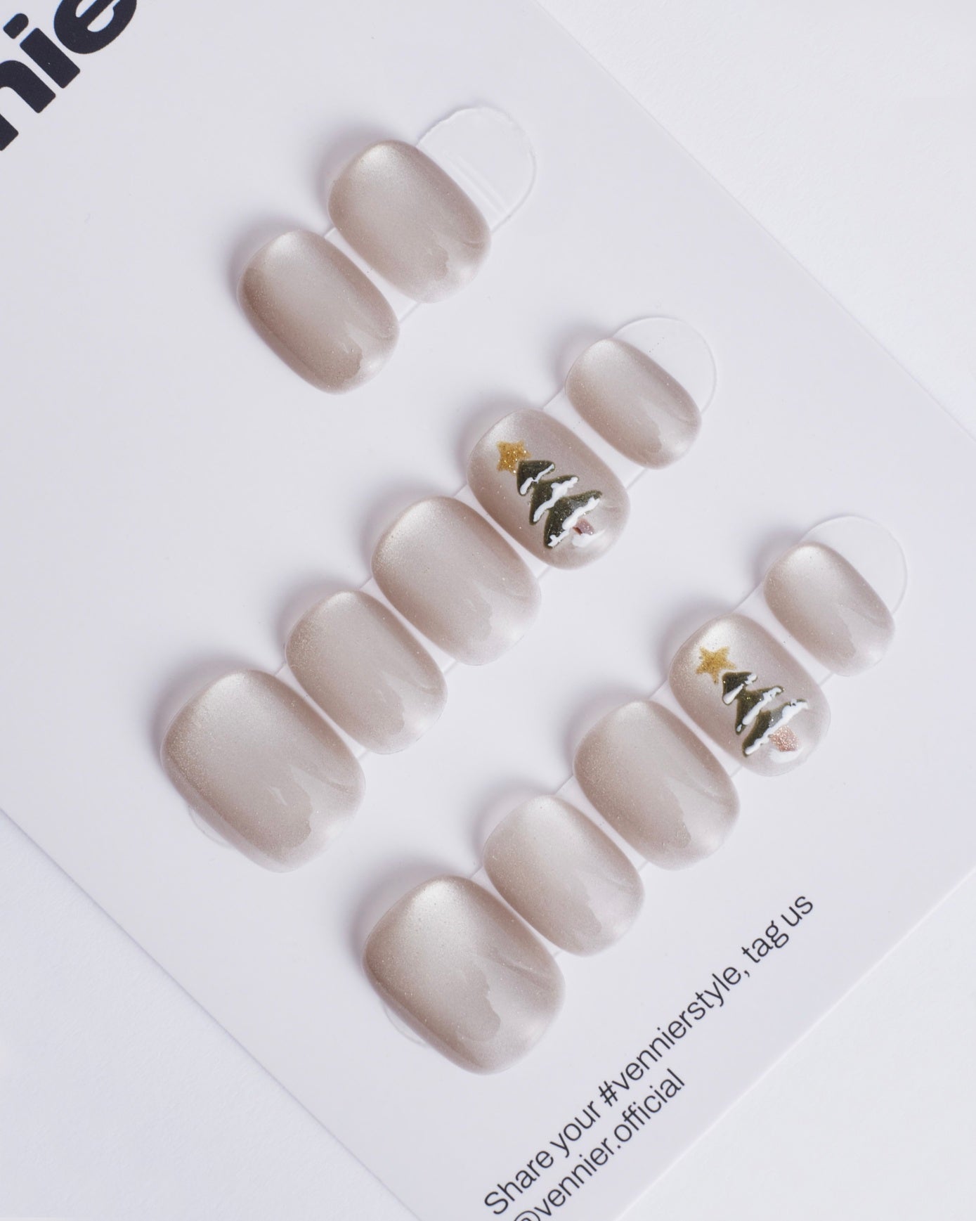 Frosted Noel Press Ons