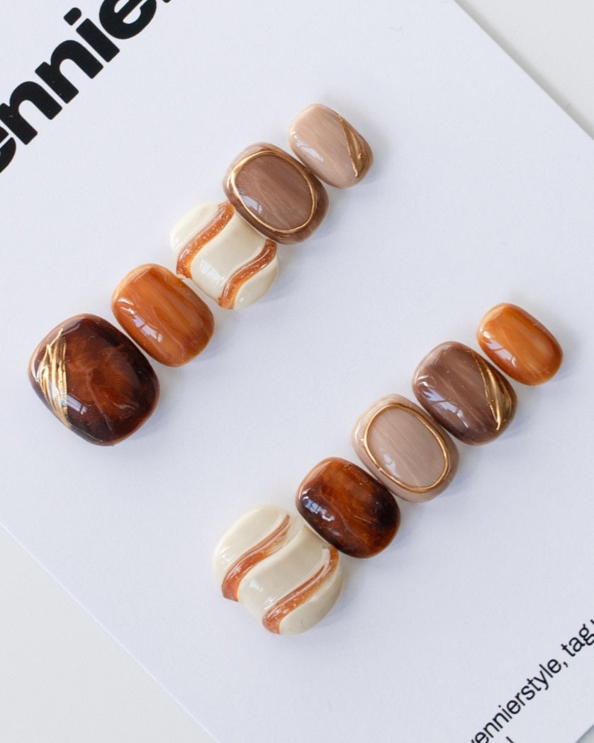 Toffee Swirl 3D Press Ons