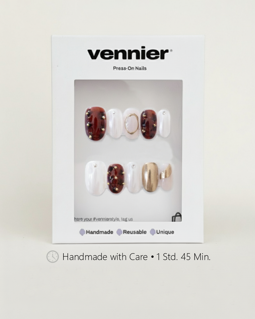 Maroon Shell 3D Press Ons