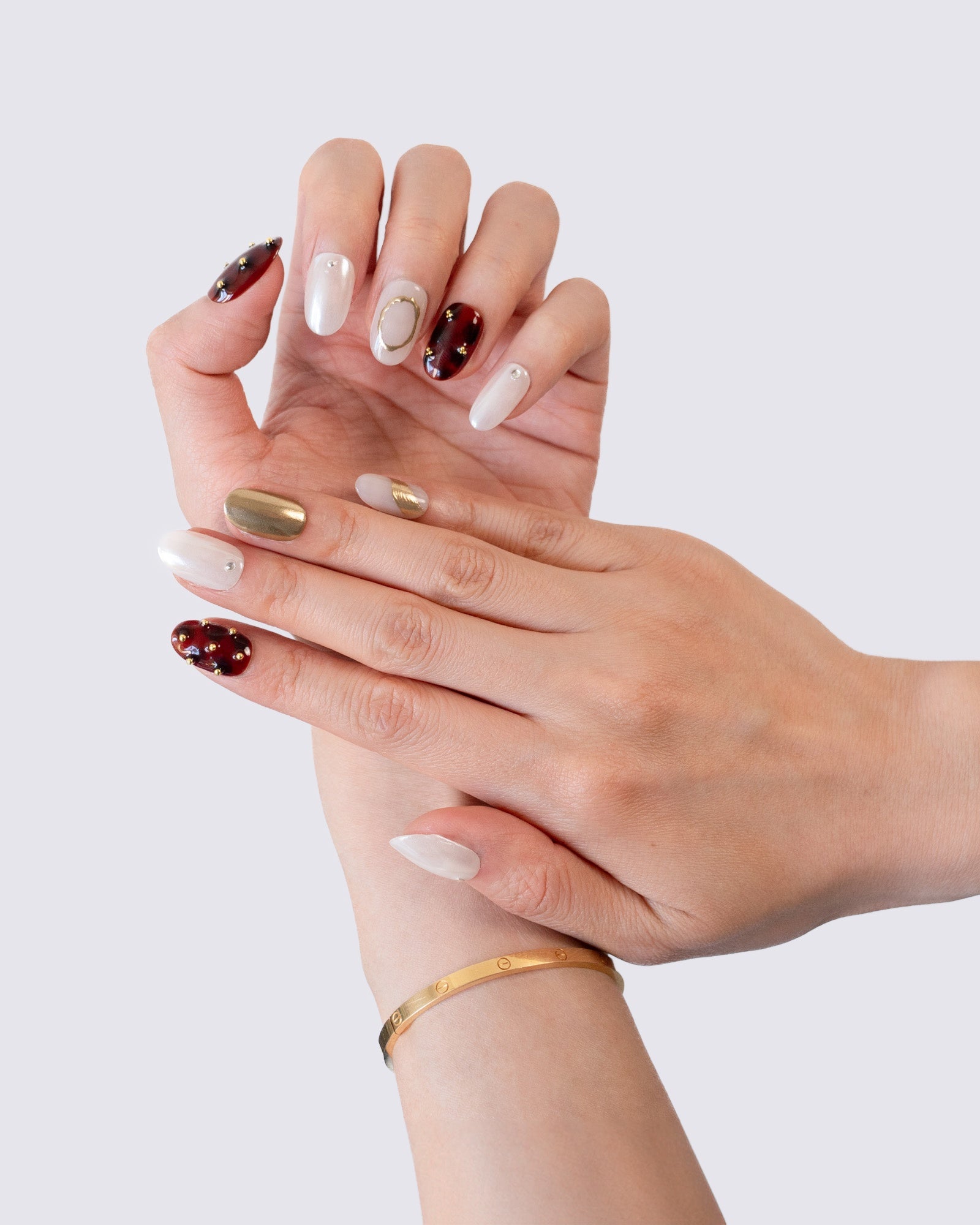 Maroon Shell 3D Press Ons