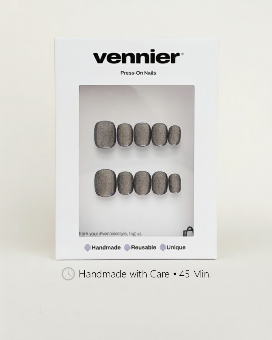 Stardust Glow Cat Eye Press Ons