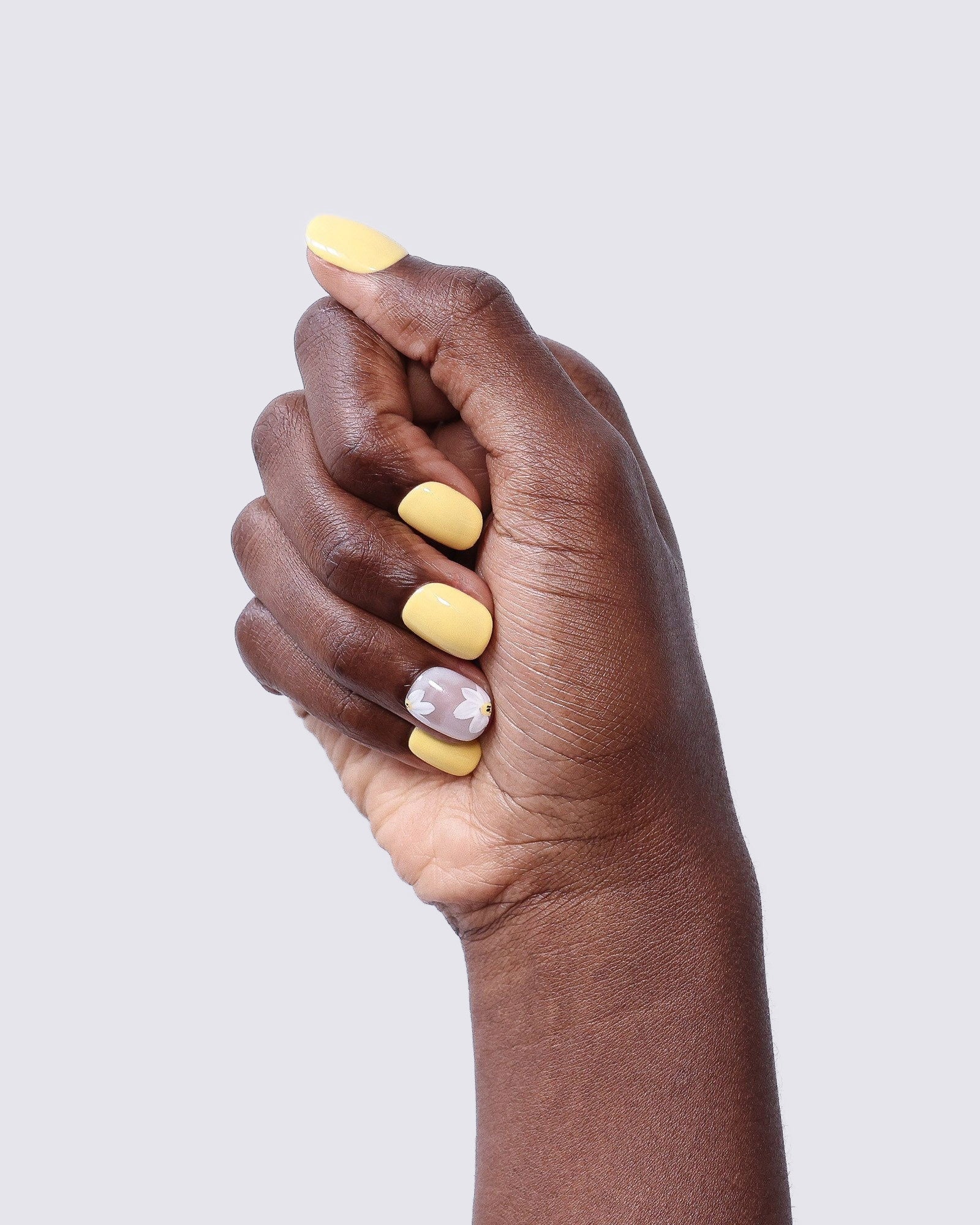 Sunshine Whispers Press Ons