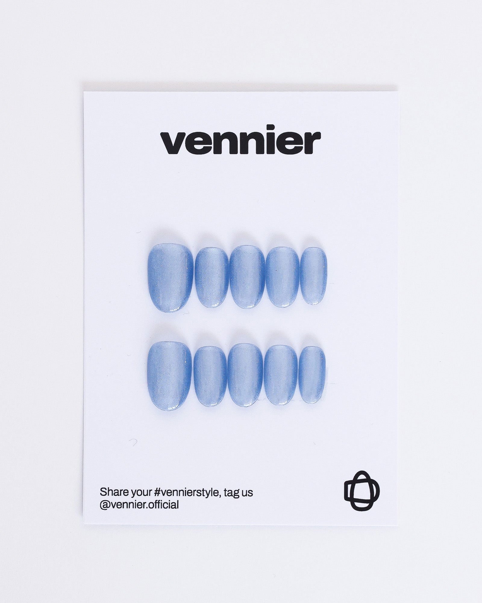 Blue Mirage Cat Eye Press On - Vennier - 