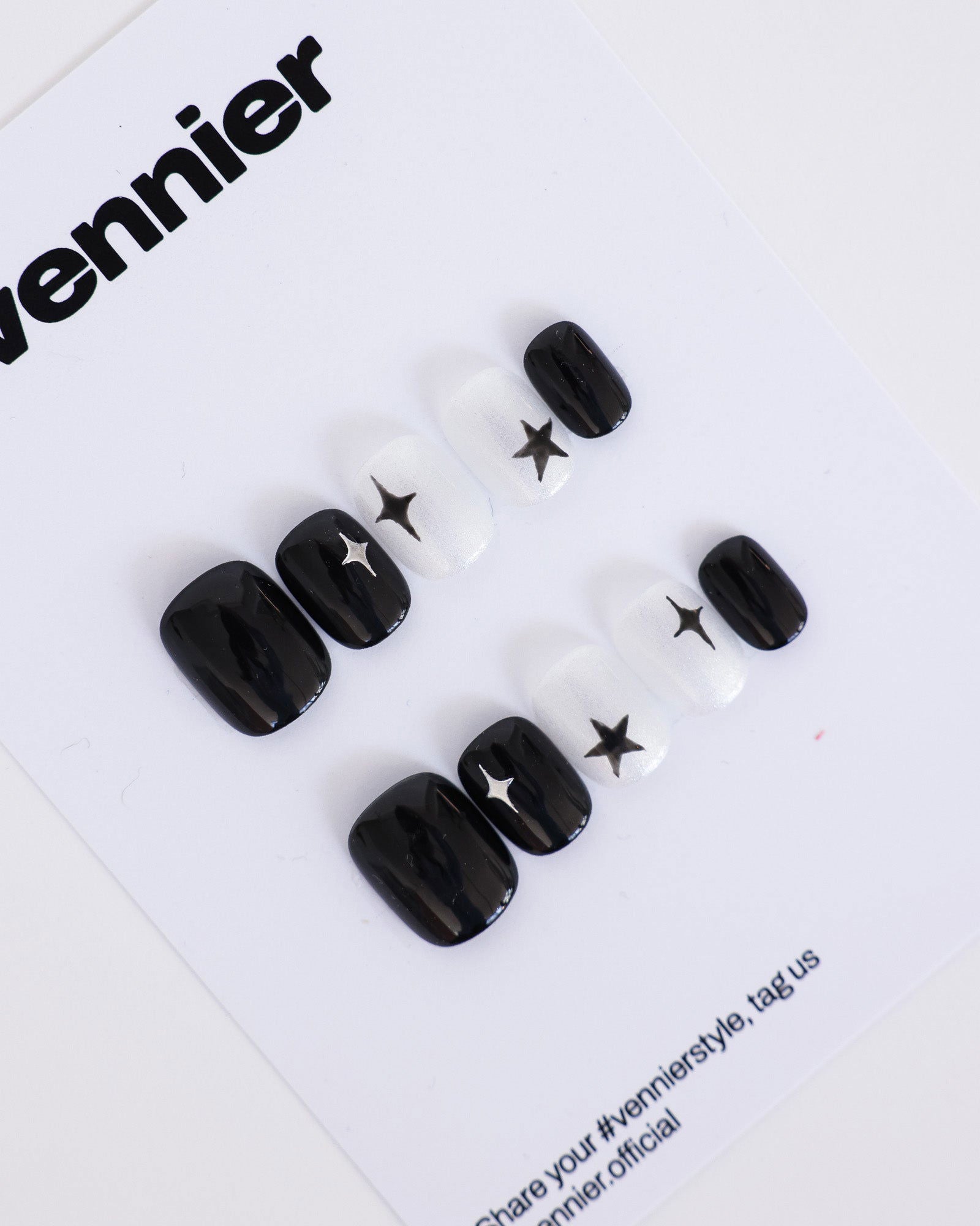 Cosmic Rebel Press On Nails - Vennier - 