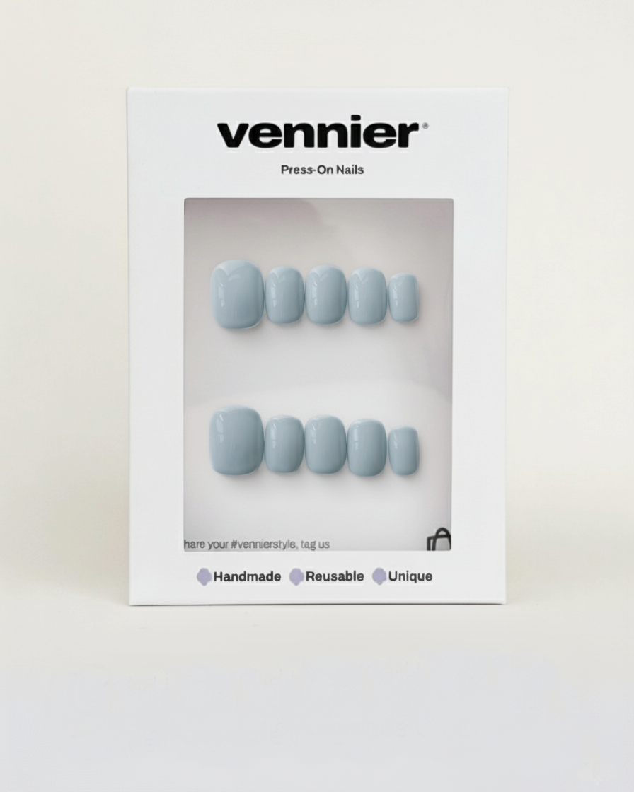 Cloud Blue Press Ons