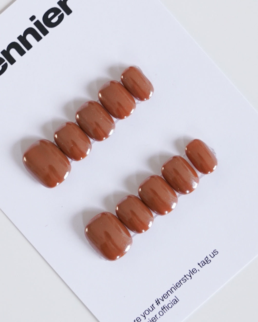 Caramel Chrome Press Ons