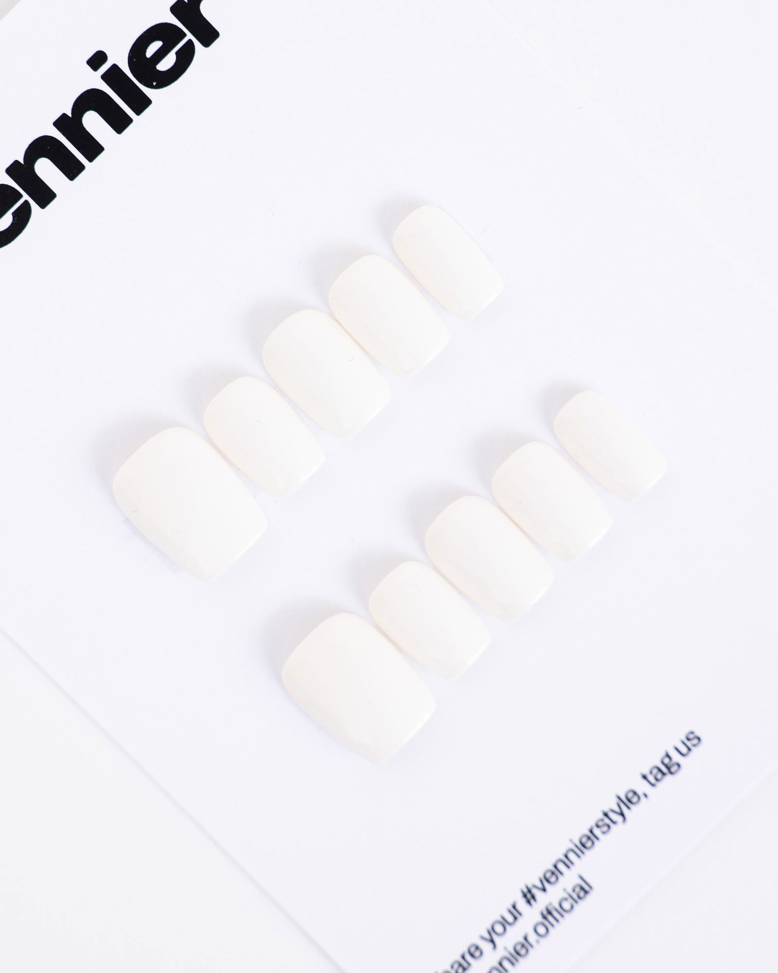 Ivory Dream Press On Nails - Vennier - 