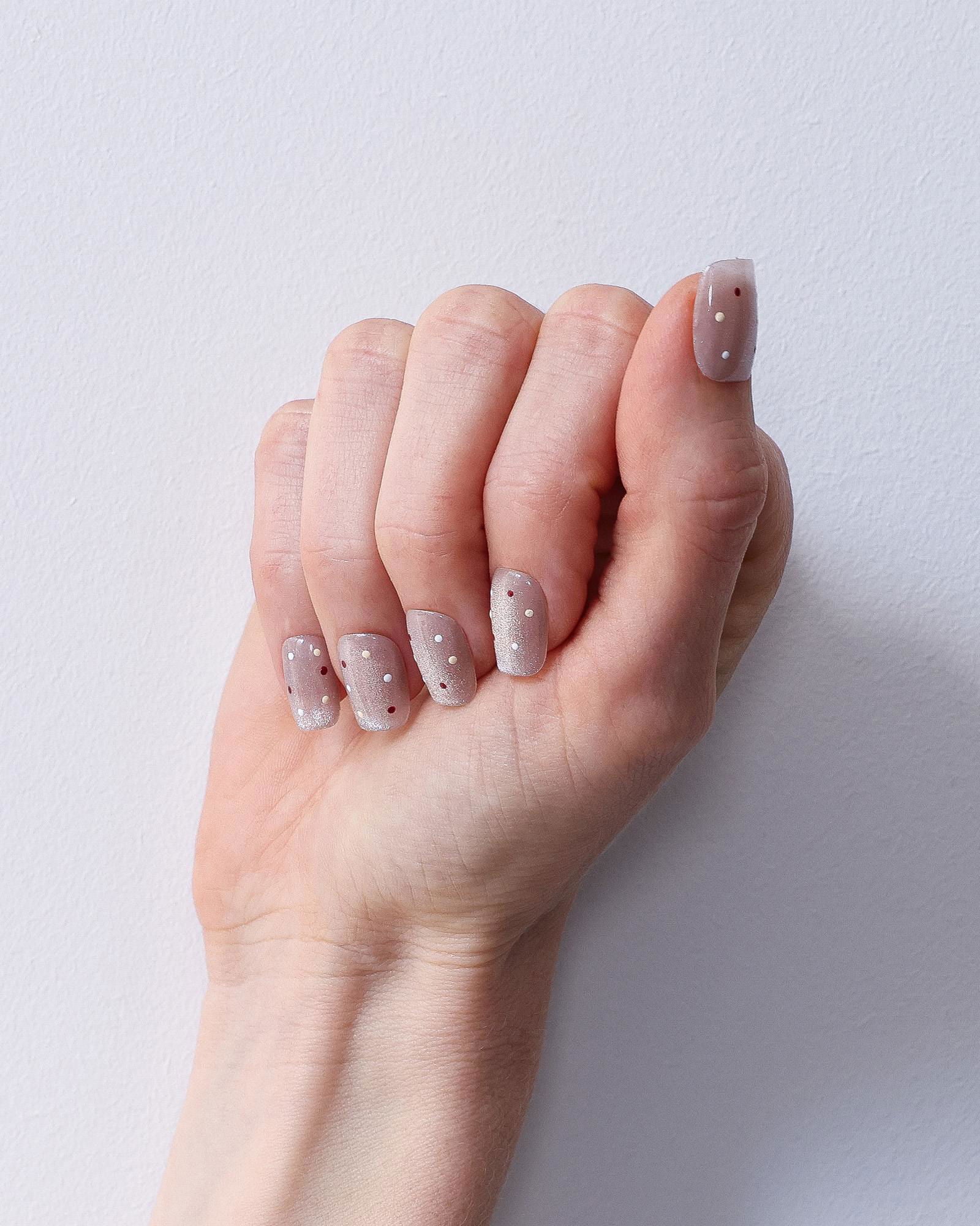 Soft Confetti Cat Eye Press On Nails - Vennier - 